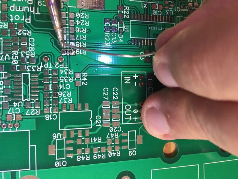 Why use flux when soldering?_AiXun