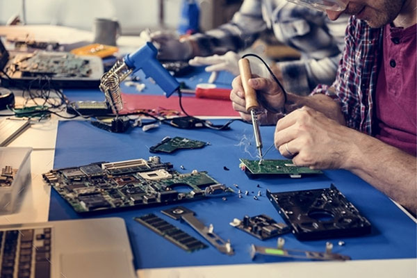 Soldering Iron Tools: The Essential Tool for Electronics Projects