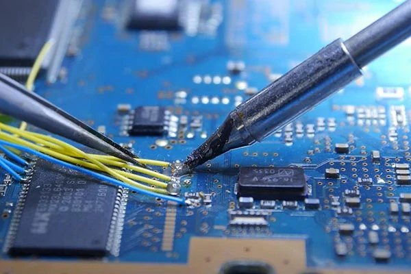 How To Use A Hot Air Gun And Soldering Iron